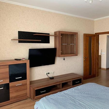 Apartments Staroportofrankovskaya & Pastera Street Oldenburg Bagian luar foto